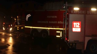 Çelik kapı fabrikasında korkutan yangın