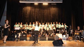 Çocuk Korosunun konseri beğeni topladı