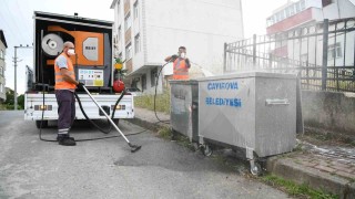 Çöp konteynerleri yerinde yıkanıyor