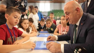 Darıcada 4. Akıl ve Zeka Oyunları Turnuvası başladı