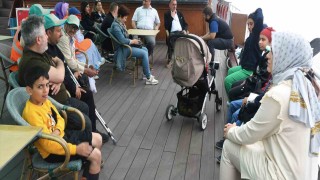 Depremzede özel bireyler Samsunum 1 gemisi ile deniz turu yaptı