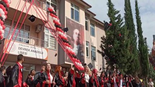 Devrek Anadolu lisesinden mezuniyet töreni