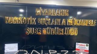 Diyarbakırda 4 kişinin sindirim sisteminden 840 gram eroin ele geçirildi: 4 kişi tutuklandı