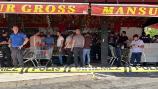 Diyarbakırda arazi anlaşmazlığı yüzünden iki kardeş markette uğradığı silahlı saldırı sonucu hayatını kaybetti.