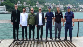 Dünya Çevre Gününde dalgıçlar denizden atık çıkarttı