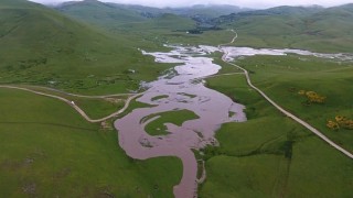 Dünyaca ünlü menderesler sağanak nedeniyle taştı