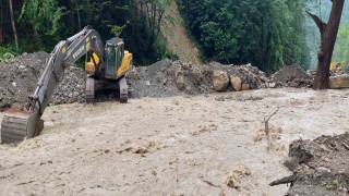 Düzce İl Özel İdaresi ekipleri sele karşı teyakkuzda