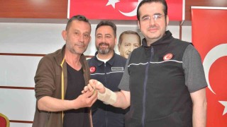 Elbistanda depremzede esnaflara 83 geçici işyeri daha teslim edildi