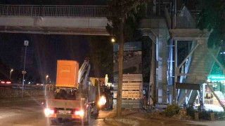 Elektrik akımına kapılan işçi yürekleri ağza getirdi