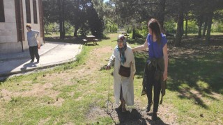 Ellerinde bastonlar ilk kez Spile çıktılar