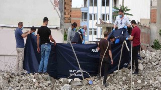 Enkazdan çıkarılan cesedin kimliği belirlendi