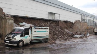 Ertekinden geçmiş olsun mesajı: Olumsuz hava şartlarından etkilenen Kayserili hemşehrilerimize geçmiş olsun