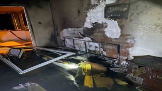 Evde çıkan yangında maddi hasar meydana geldi