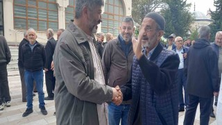 Gediz Belediye Başkanı Muharrem Akçadurak dualarla hacca uğurlandı