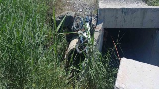 Gedizde motosiklet kazası, 2 yaralı