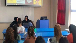 Gedizde üniversite öğrencilerine KADES uygulaması anlatıldı