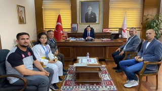 Genç sporcu ödüllendirildi