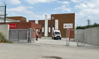 Geri Gönderme Merkezinde 12 kişi hastaneye kaldırıldı