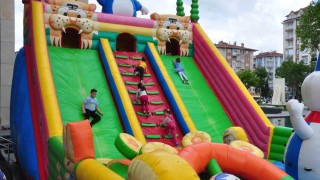 Gönüllerince eğlendiler