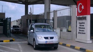 Gurbetçilerin bayram için Türkiyeye girişleri başladı