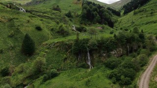 Hamsiköy Şelaleleri Arap turistlerin gözdesi oldu