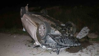 Havzada kontrolden çıkan araç takla attı: 2 yaralı