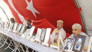 HDP ve PKK mağduru babalar Babalar Gününü buruk geçiriyor