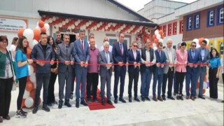 Hem staj yapacaklar hem de okulların ekmek ihtiyacını karşılayacaklar