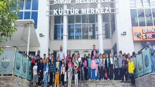 Hisarcık Atatürk İlkokulu öğrencileri sinemayla tanıştı