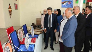 Hizanda yılsonu sergisi