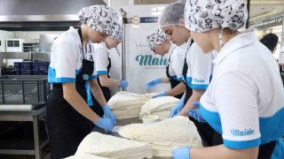 Hollandalı öğrenciler Türk Mutfağının inceliklerini Kocaelide öğrendi