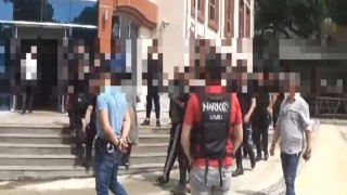 İzmirdeki zehir tacirlerine operasyonda 36 tutuklama