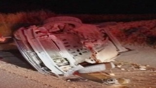 Kadın polis memurları kaza yaptı: 3 yaralı