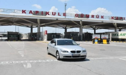 Kapıkule’den gurbetçi gelişleri bayramda da devam ediyor