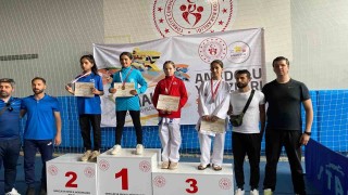 Karslı sporcular madalyayla döndü