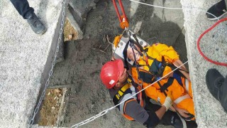 Karsta gönüllülerden dağcılık ve arama kurtarma eğitimi