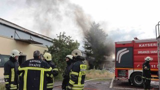 Kayseride fabrika yangını 1 saatte söndürüldü