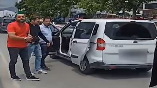 Kendini istihbaratçı olarak tanıtıp kral dairesinde kalan dolandırıcı yakalandı
