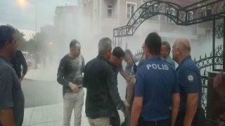 Kendini yakmaya çalışan şahsı polis böyle kurtardı