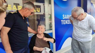 Keşanda hayatından endişe edilen yaşlı kadın çarşıdan gelince yakınları rahat nefes aldı