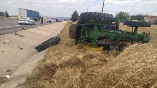 Keşanda traktör ile otomobil çarpıştı: 2 yaralı