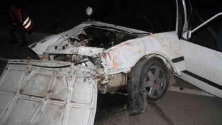 Konyada iki otomobil çarpıştı: 6 yaralı