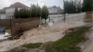 Konyada şiddetli yağmur sele neden oldu