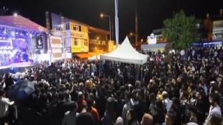 Manuş Baba sevenleriyle buluştu