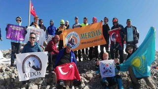 Medetsizin zirvesinde Muzaffer Erol Gezi andılar
