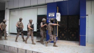 Mersin merkezli 2 ilde tefeci ve dolandırıcılara şafak operasyonu: 13 gözaltı kararı