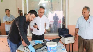 Mezitlili üreticilere toprak analiz cihazı tanıtıldı