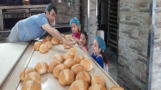 Minik öğrenciler ekmeğin yapılışını öğrendiler