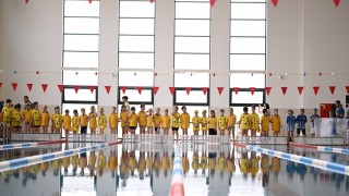 Minikler Kartepede kulaç attı