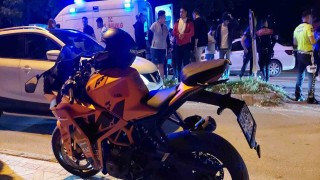Motosiklet ile otomobil çarpıştı: 1 yaralı
